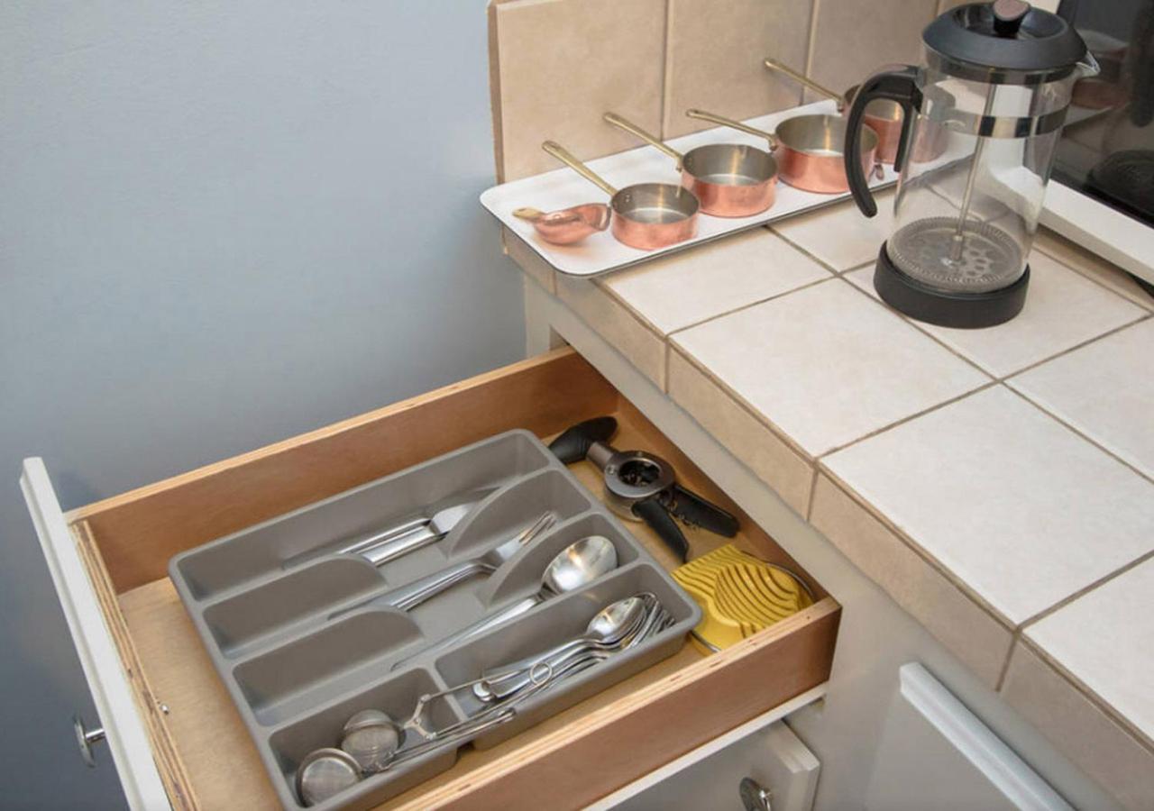 The Burbank Sanctuary - Be Pampered - Full Kitchen Apartment Exterior photo