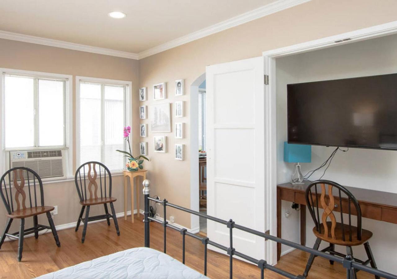 The Burbank Sanctuary - Be Pampered - Full Kitchen Apartment Exterior photo