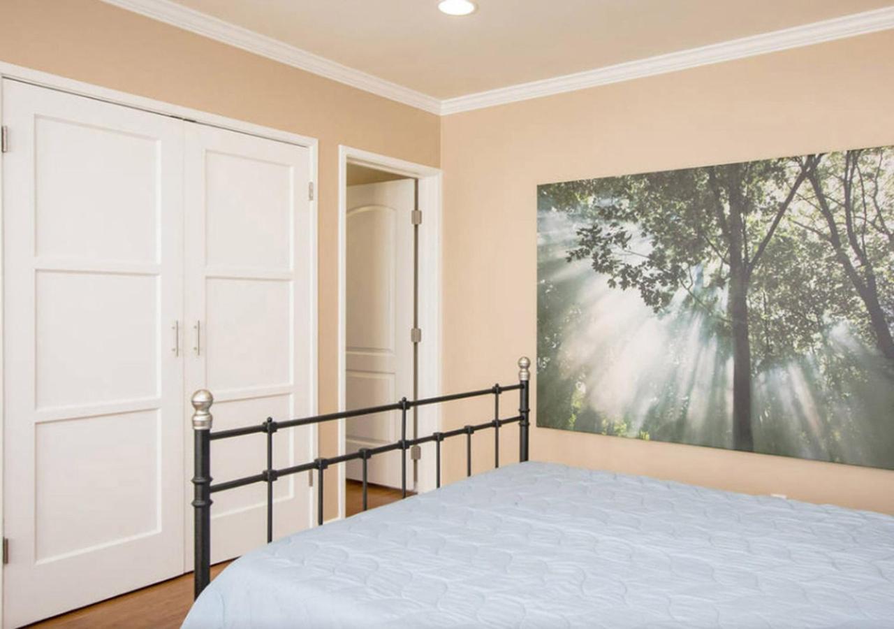 The Burbank Sanctuary - Be Pampered - Full Kitchen Apartment Exterior photo